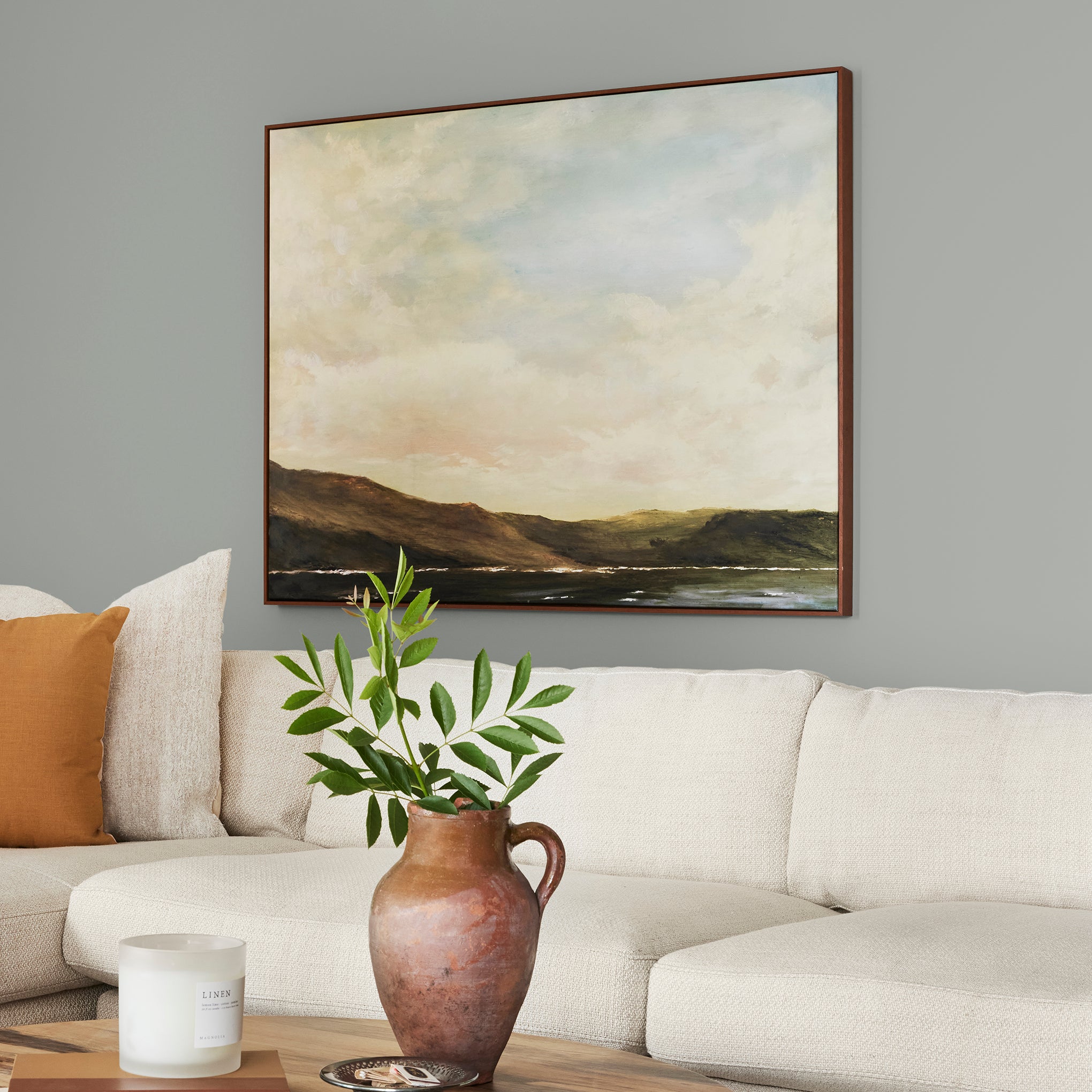 MAG002-LIVING_ROOM-WeatheredWindmill